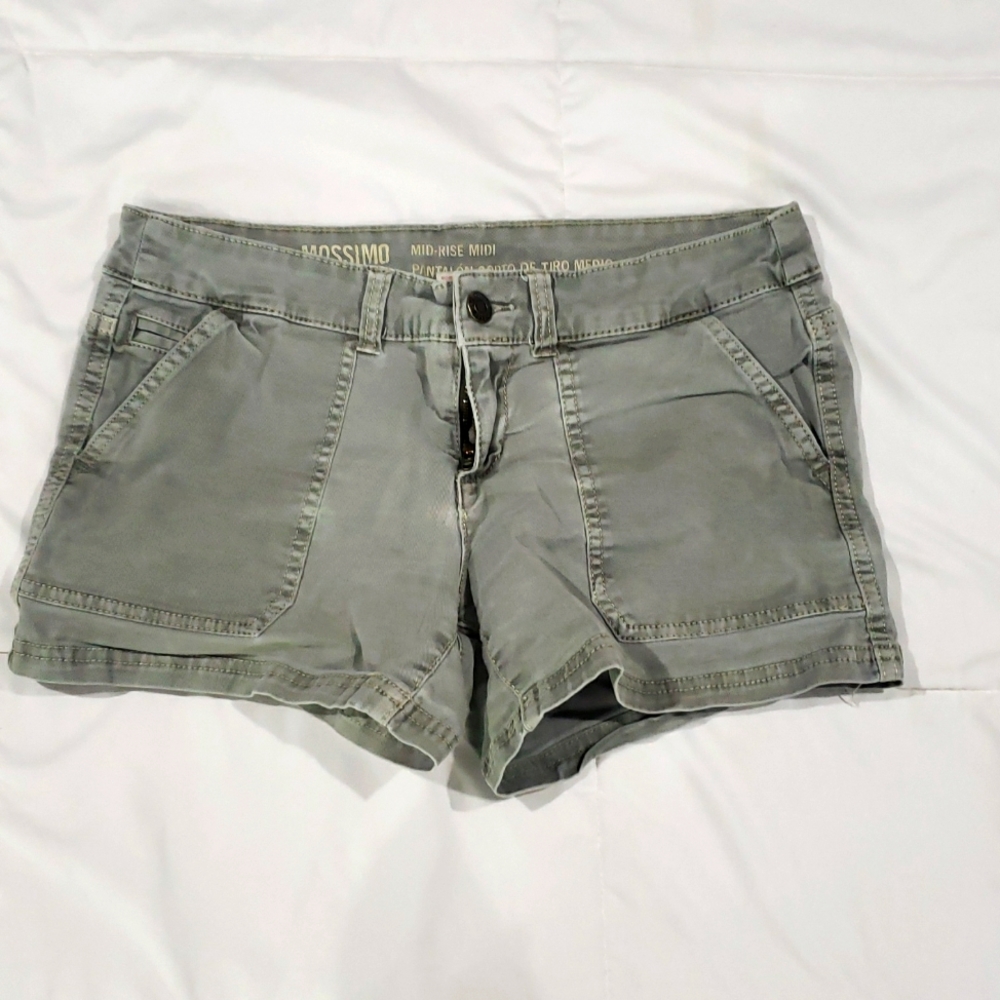 MOSSIMO mid-rise olive green Jean shorts